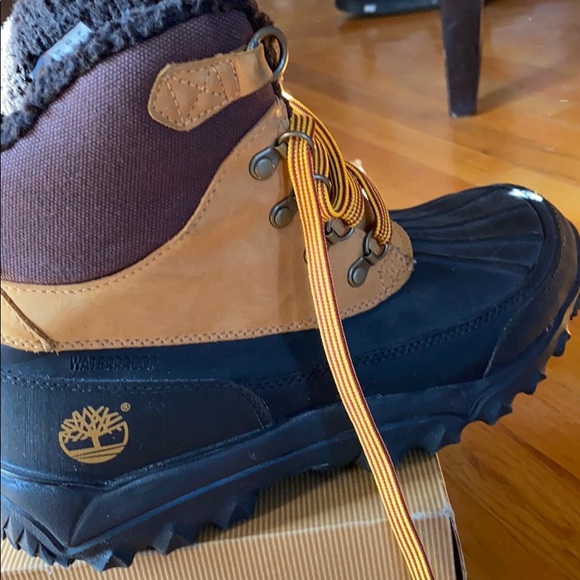 Timberland Thermolite waterproof boots - Picture 3 of 8